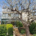 Liberation-maison D'hotes *